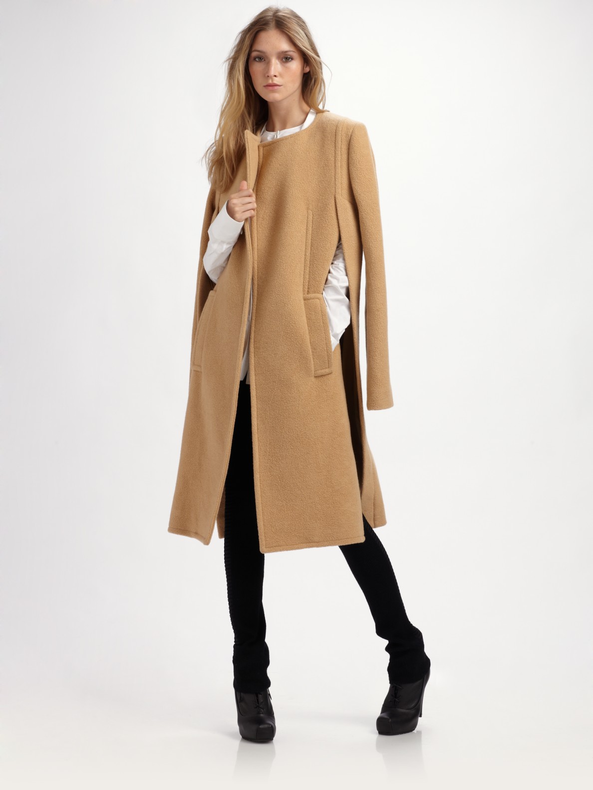 Alexander wang Nubby Wool Coat-cape in Natural | Lyst