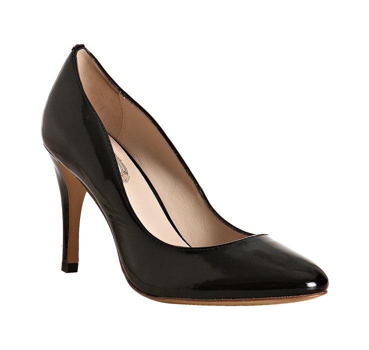 Elie Tahari Black Patent Leather Vivianna Pumps in Black | Lyst