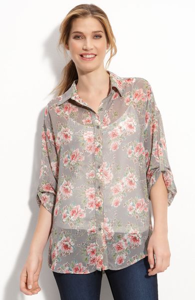 Pleione Sheer Floral Blouse in Gray (grey/ pink floral) | Lyst