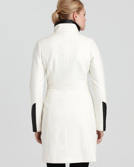 Via Spiga Cristina Inset Waist Walker Coat in White (winter white) | Lyst