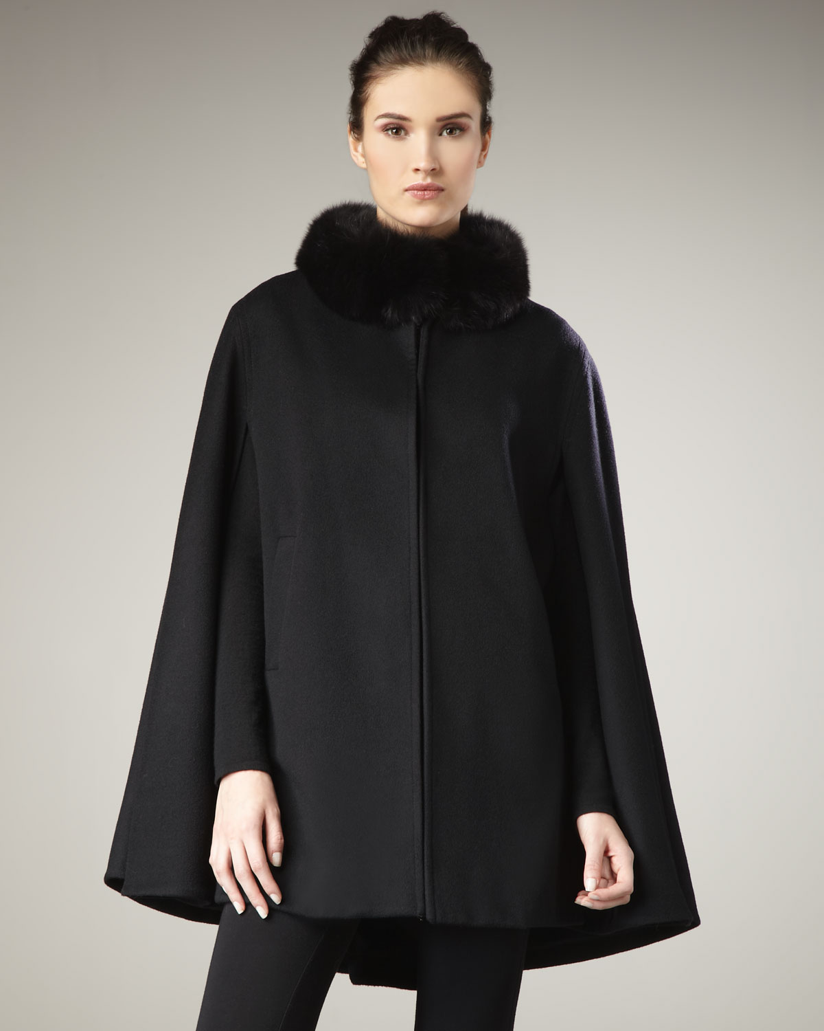 Lyst - Sofia cashmere Fur-collar Cape in Black