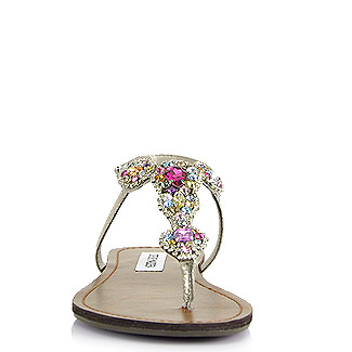 steve madden flat thong sandals