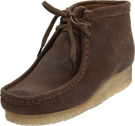Clarks Clarks Womens W Wallabee Boot Boot in Brown (taupe distressed ...