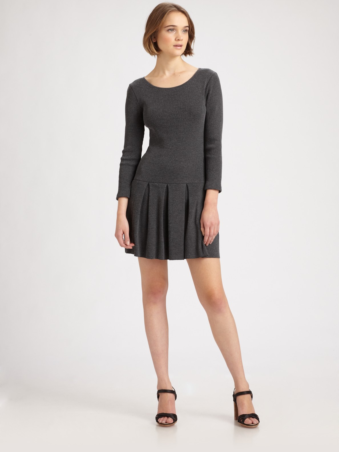 Lyst - Theory Onadian Pleated Dress in Gray