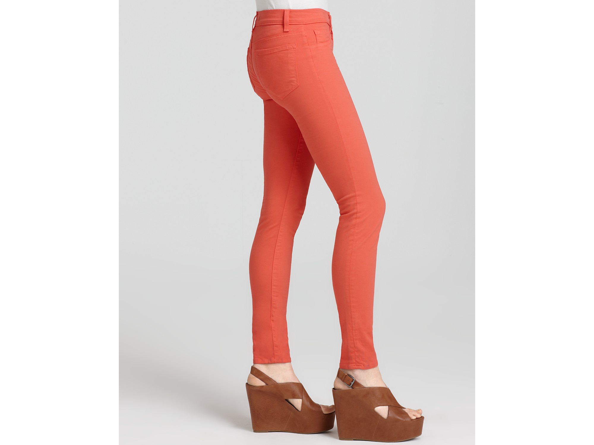 J Brand 811 Mid Rise Luxe Twill Skinny Jeans in Tigers 