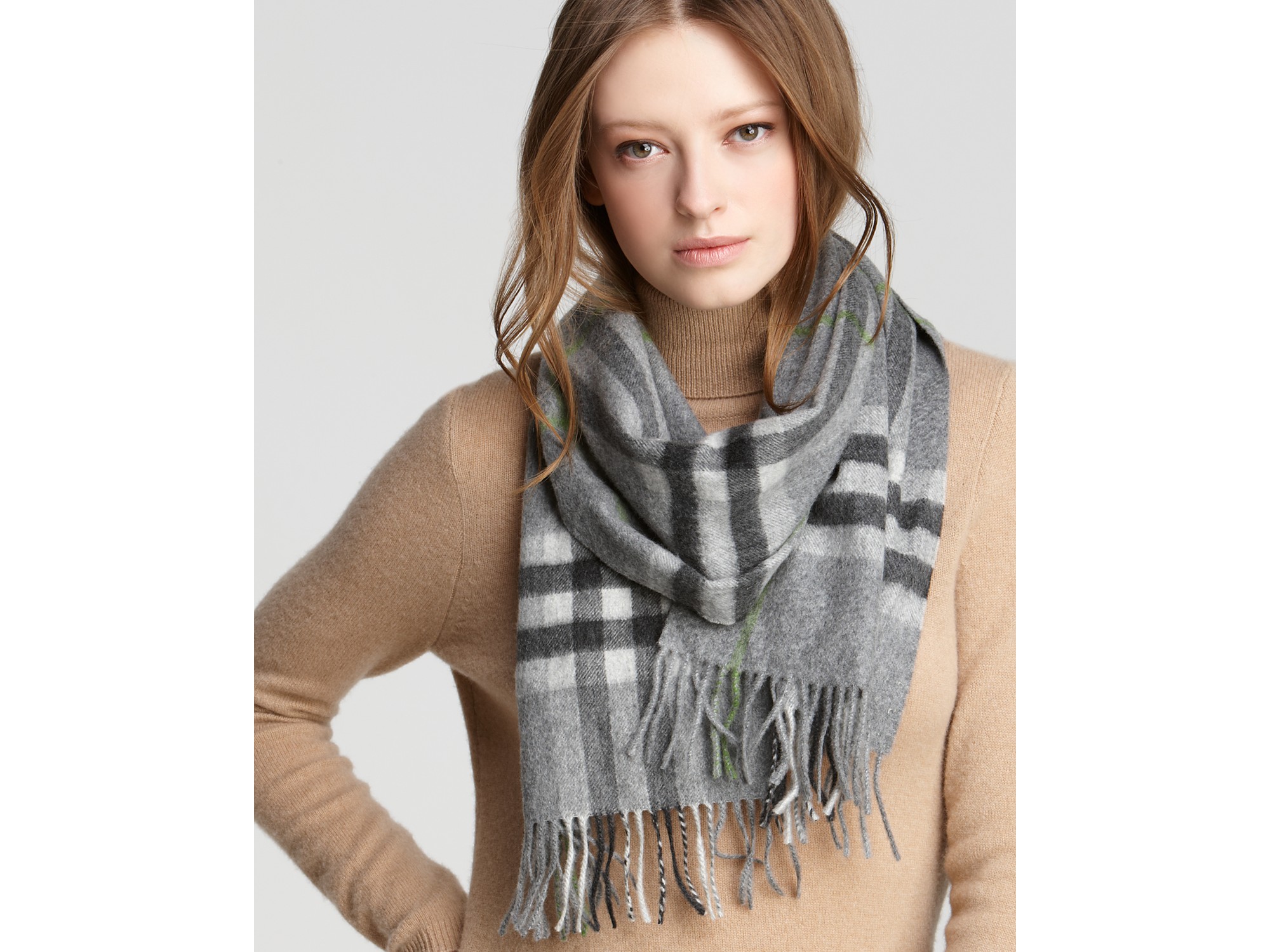 Lyst Ash Burberry Giant Check Cashmere Scarf In Gray