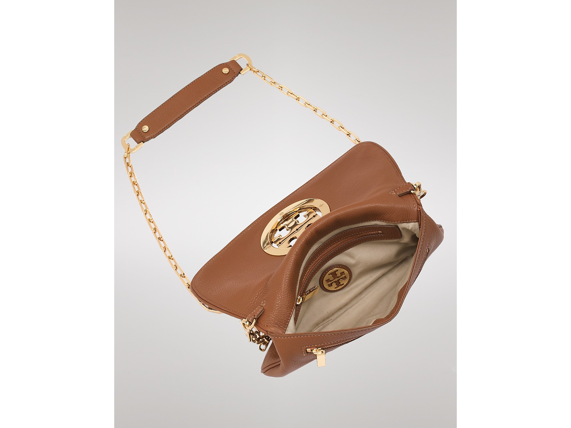 tory burch amanda logo clutch