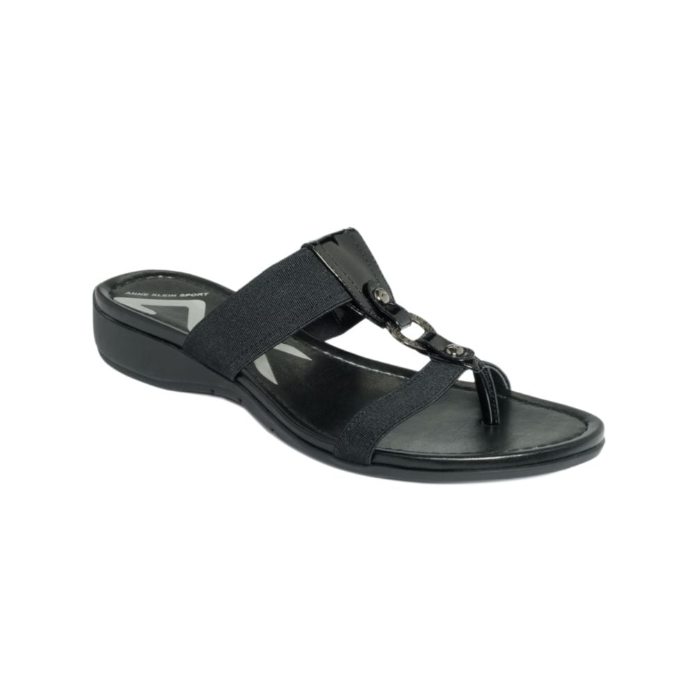 Anne Klein Kayley Flat Thong Sandals in Black | Lyst