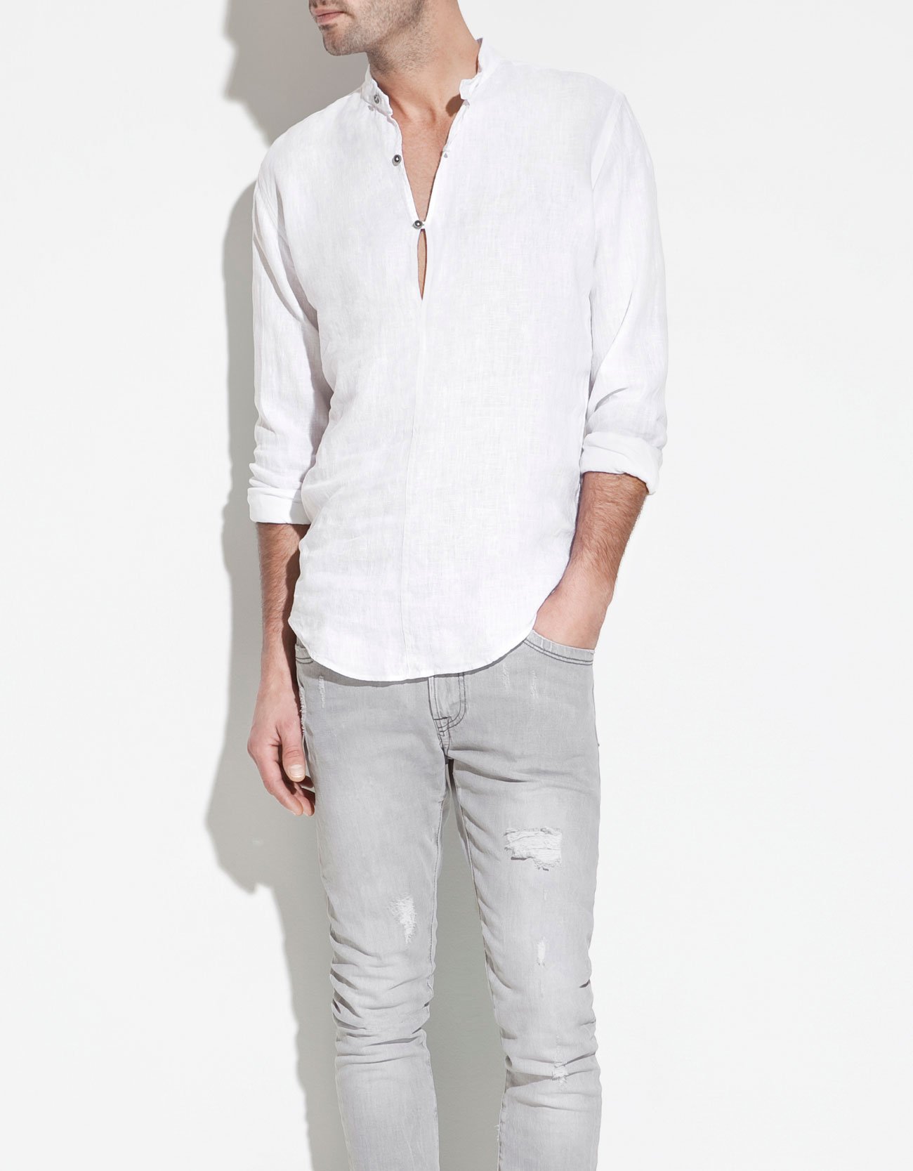 white linen tshirt