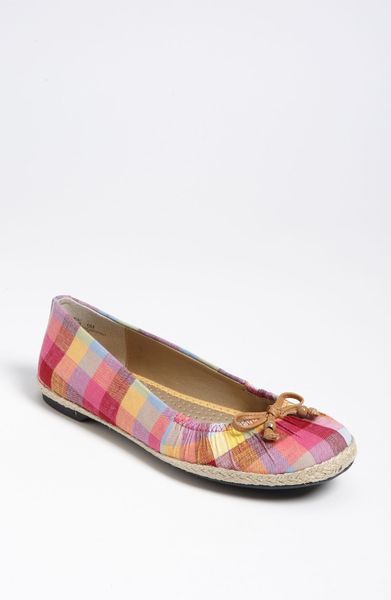 Me Too Hailey Espadrille Flat in Multicolor (pink/ blue/ yellow gingham ...