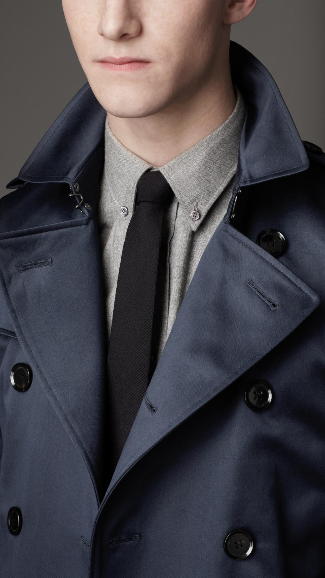 Burberry Midlength Heritage Cotton Trench Coat In Blue For Men | Lyst