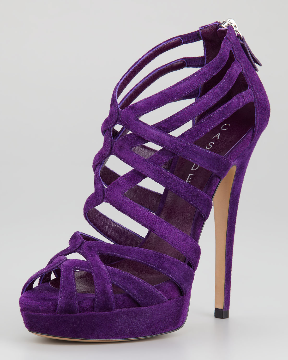 Фиолетовые туфли