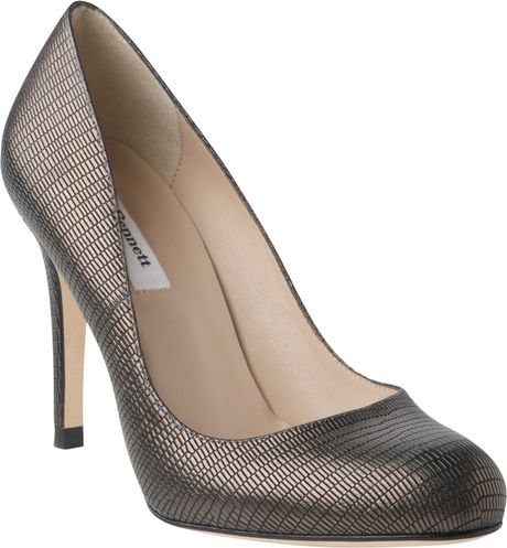 pewter court shoe