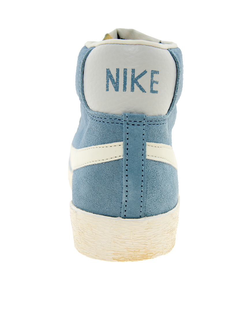 nike womens pale blue trainers