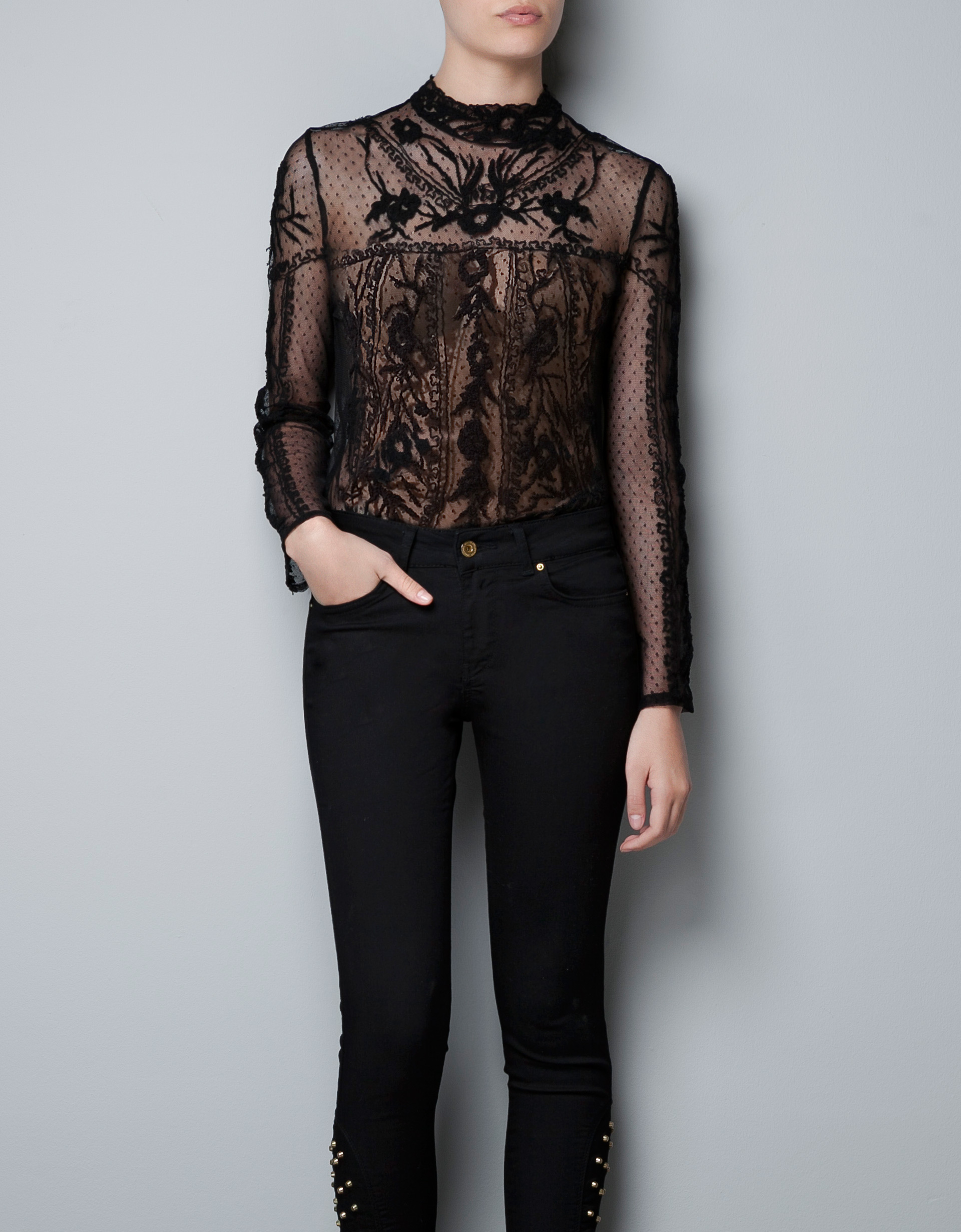 Zara Top with Embroidered Swiss Dot Flowers in Black | Lyst