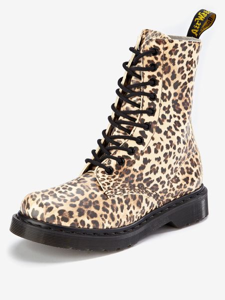 Dr. Martens Dr Martens Leopard Print Boots in Animal (leopard) | Lyst