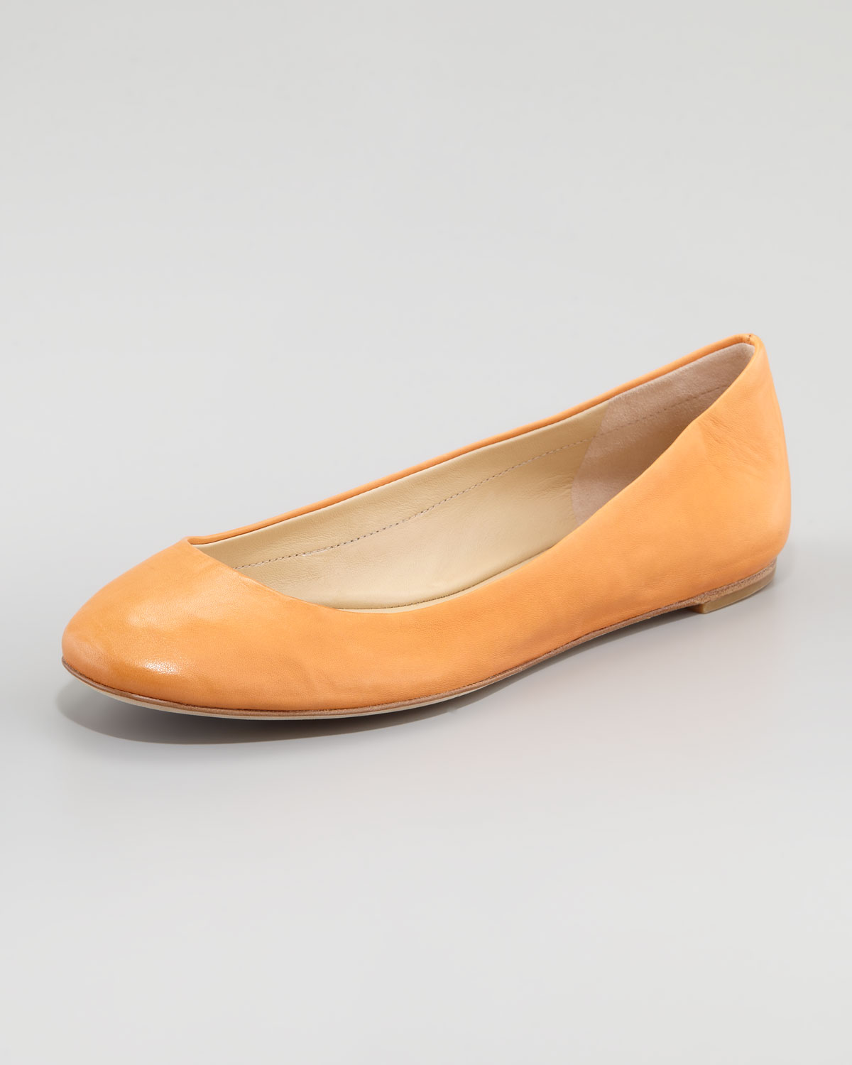 Vera wang lavender Lara Ballerina Flat Tangerine in Orange | Lyst