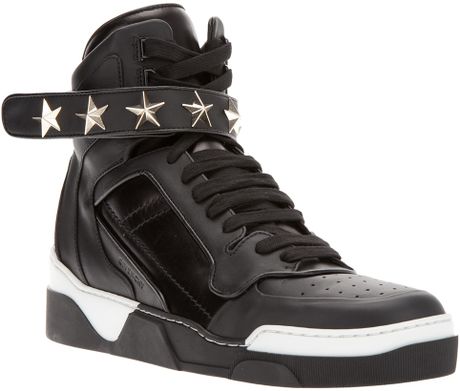 Givenchy Star Studded Hitop Sneaker in Black for Men | Lyst