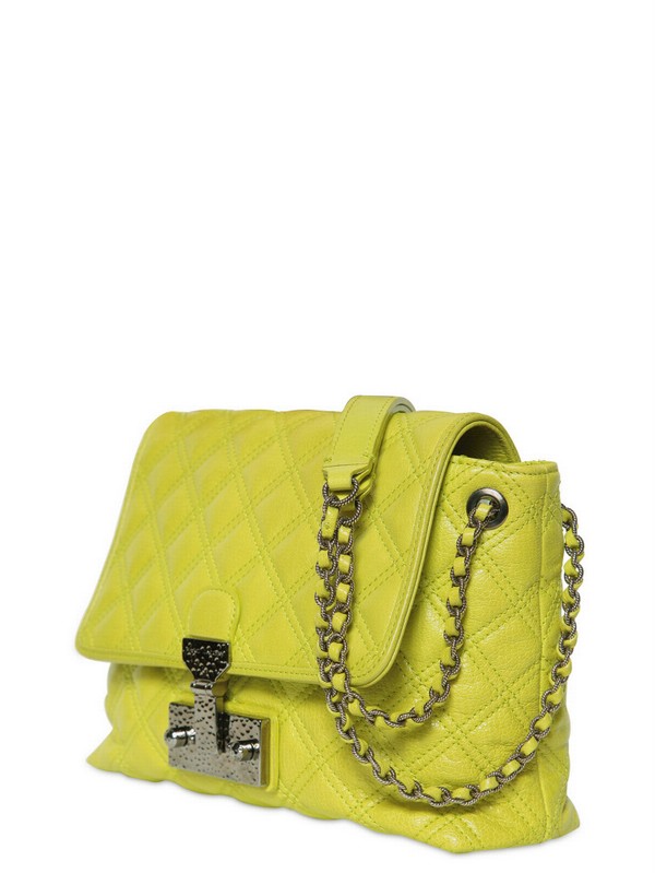 the iconic marc jacobs bag