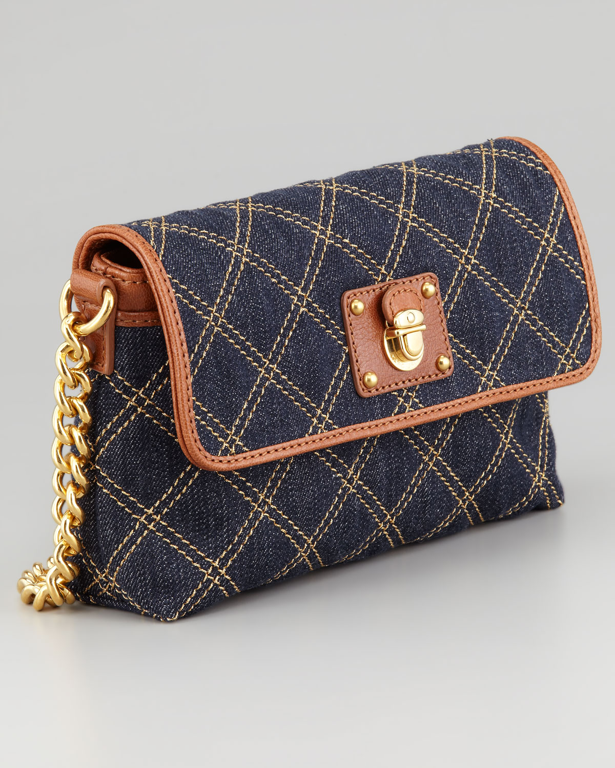 the marc jacobs quilted medallion crossbody bag