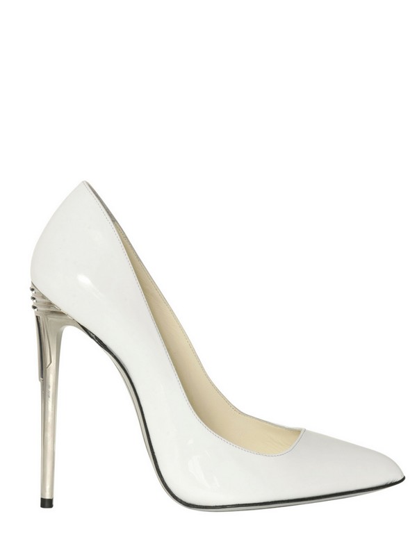 plain white pumps