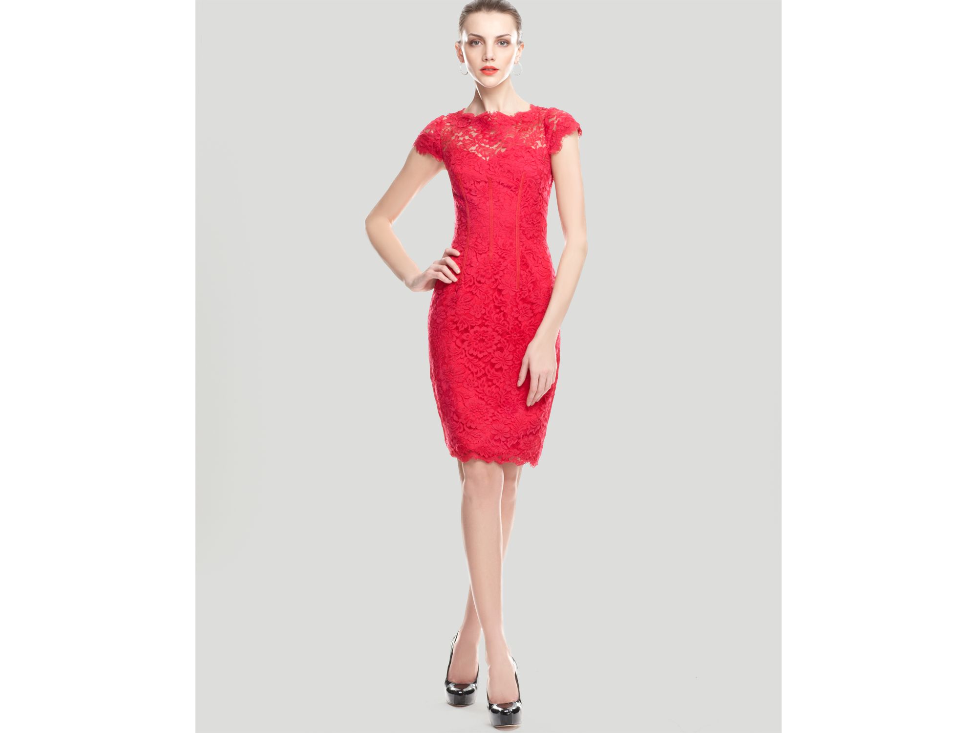 monique lhuillier red