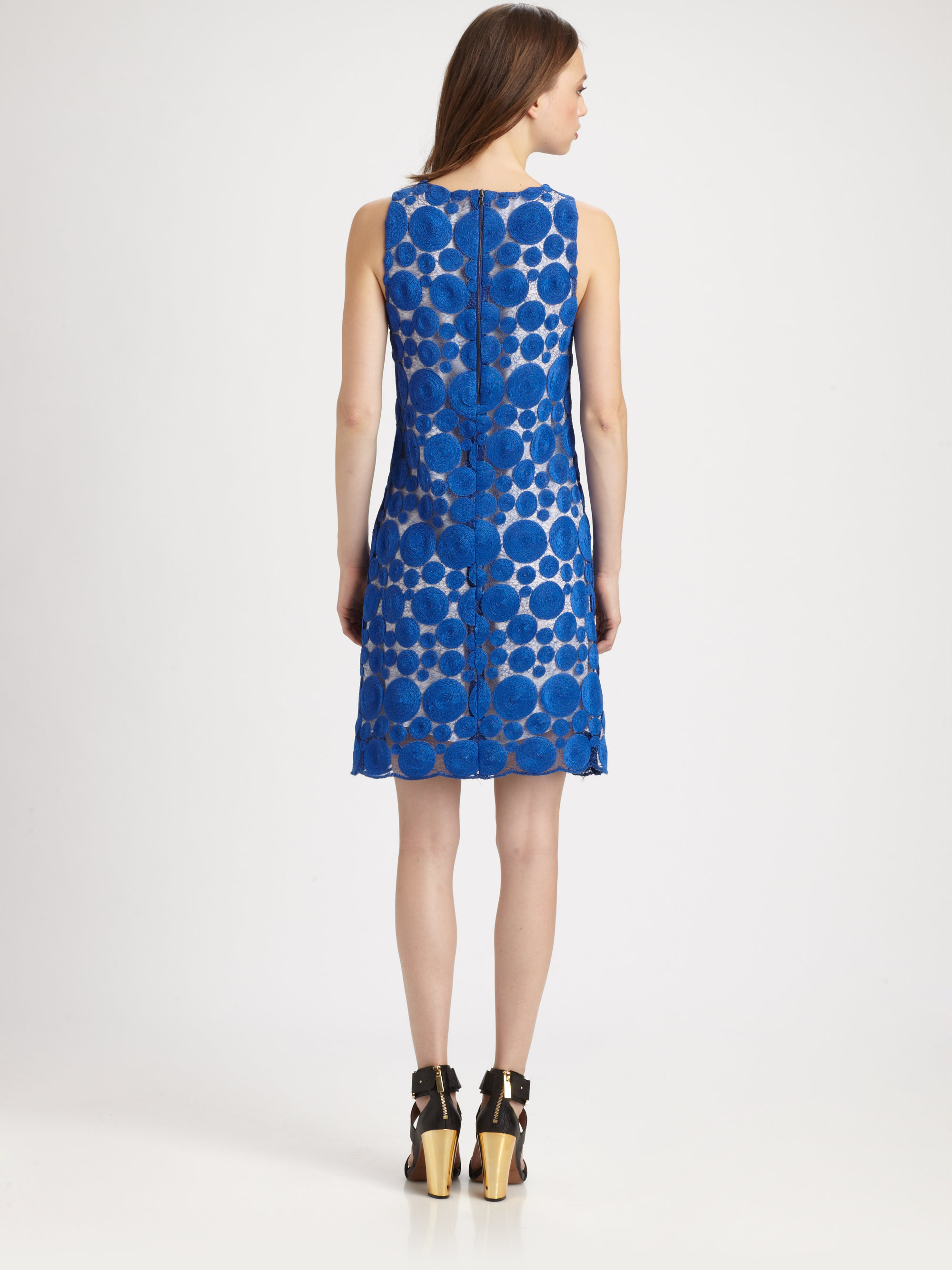 Alice + Olivia Dot Sleeveless Shift Dress In Blue 