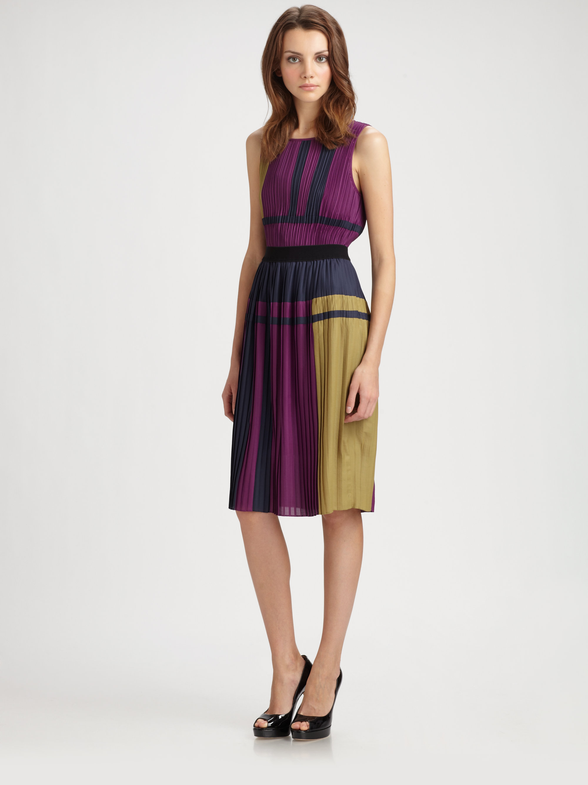 Bcbgmaxazria Arleney Pleated Dress in Purple | Lyst