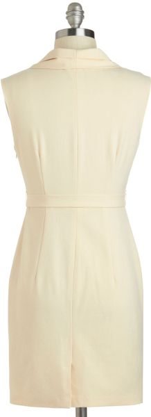 Modcloth Jet Setter Journalist Dress in Beige (cream) | Lyst