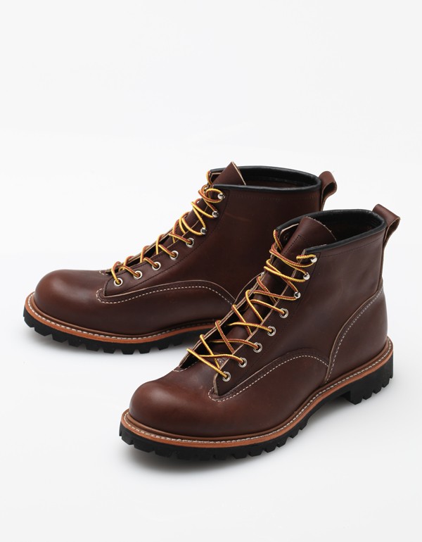 red wing roughneck on feet