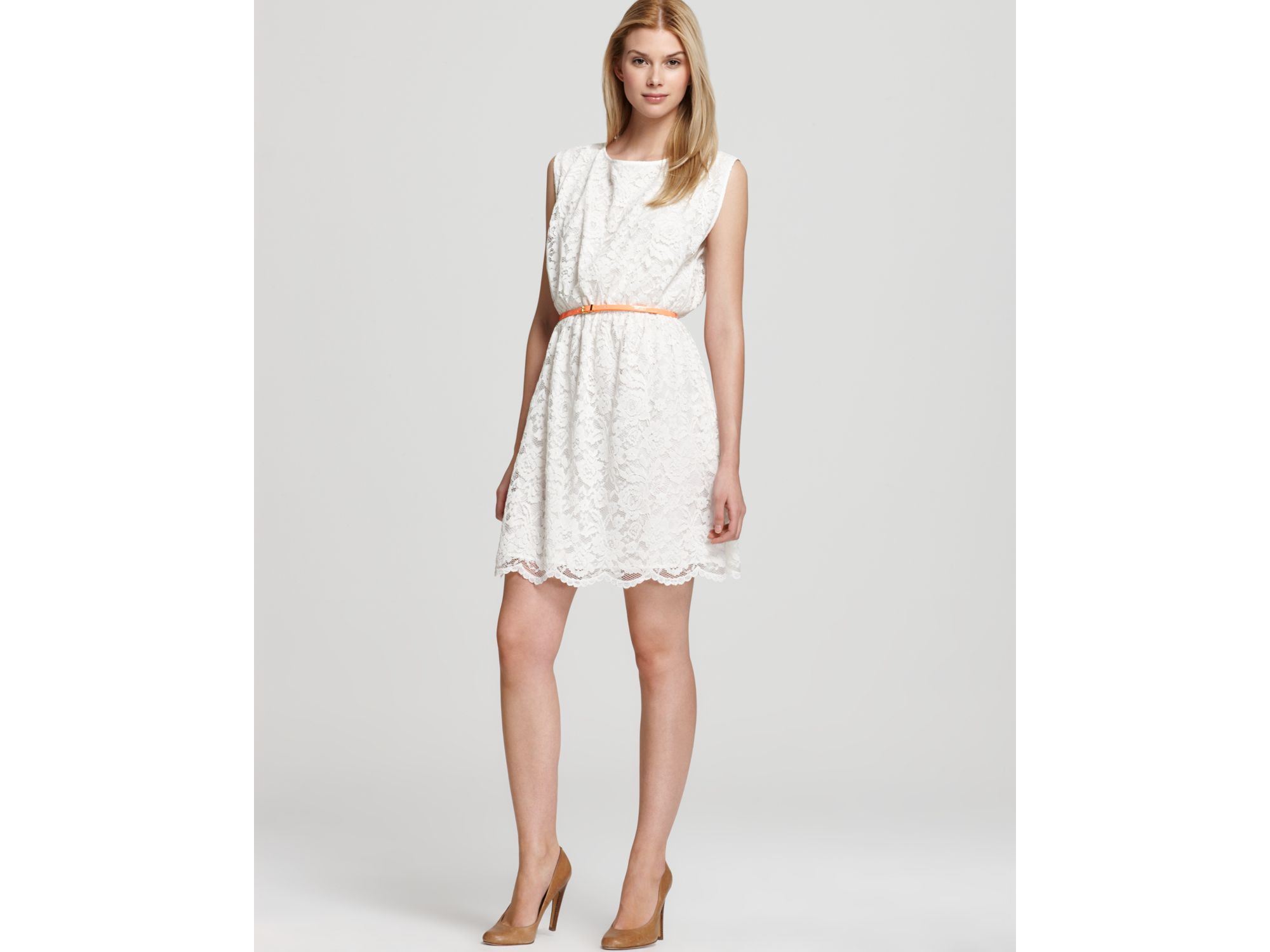 vince camuto dresses white
