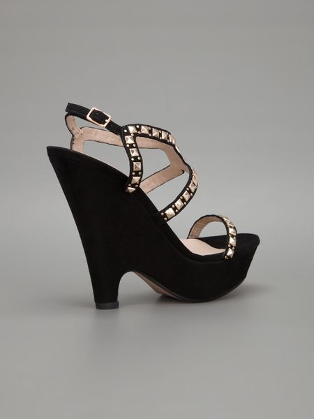 Pura Lopez Studded Wedge Sandal in Black | Lyst