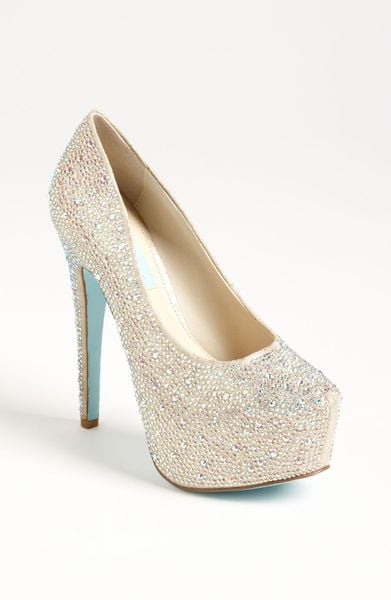 Betsey Johnson Blue By Wish Pump in Gold (champagne fabric) | Lyst