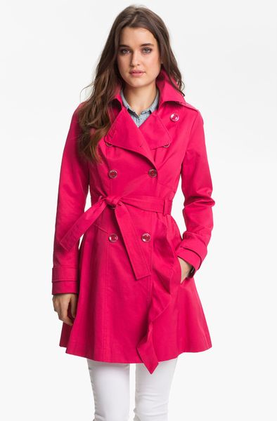 Guess Ruffle Front Trench Coat Online Exclusive in Pink (hot pink) | Lyst