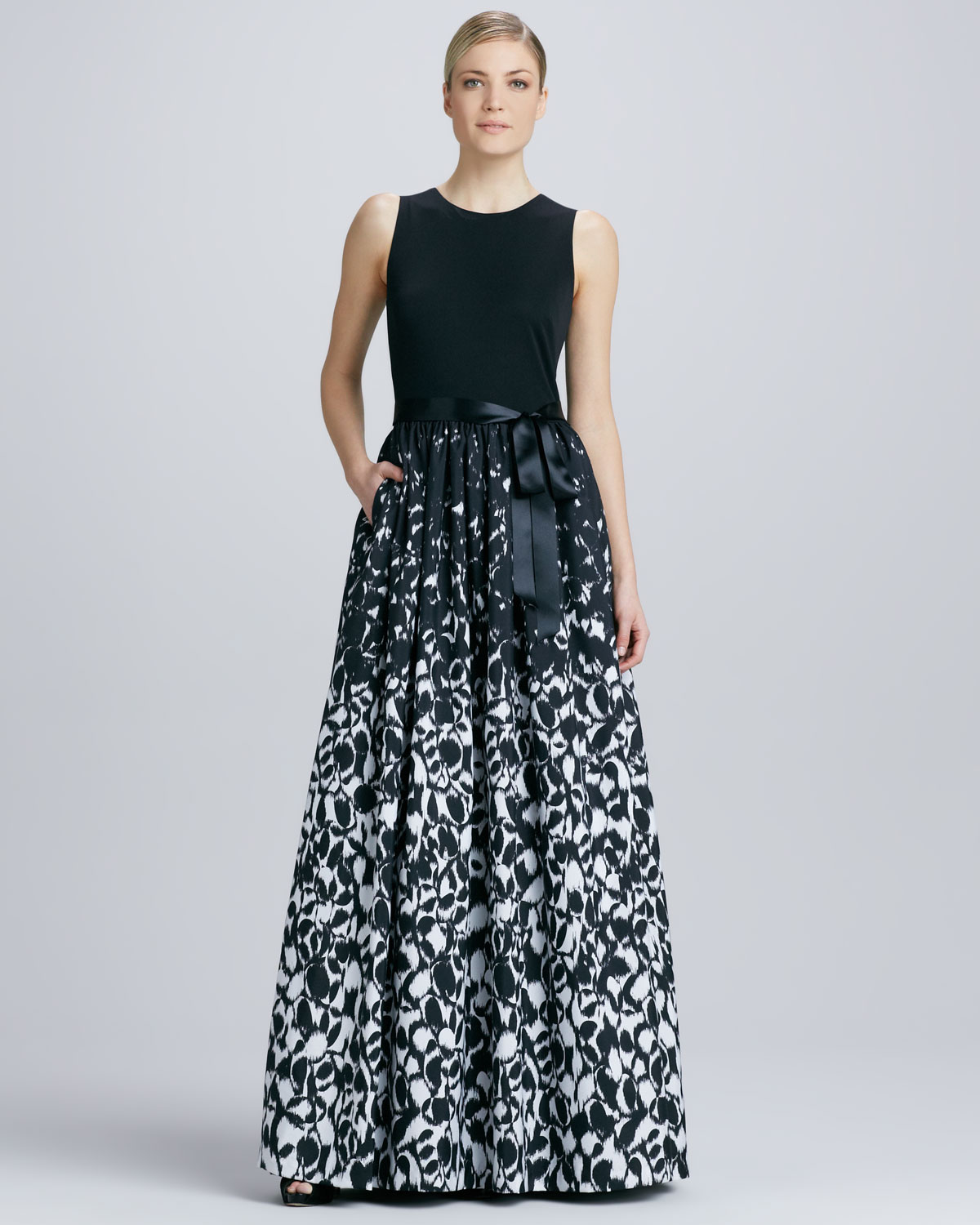 Lyst - Aidan Mattox Sleeveless Printed Combo Gown in Black