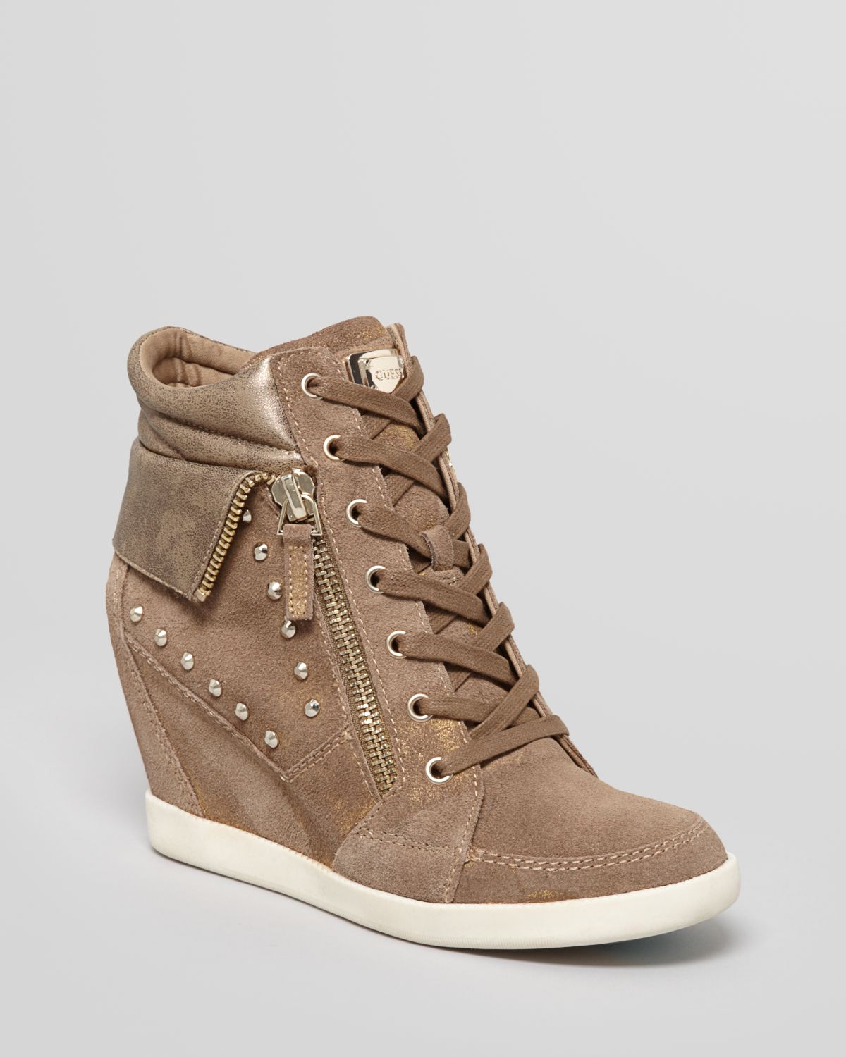 Lyst - Guess Wedge Sneakers Hitzo in Natural