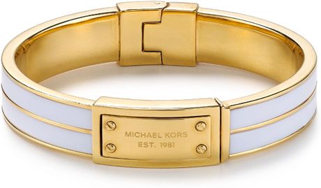Michael Kors Enamel Plaque Bangle Bracelet in White (gold/white) | Lyst
