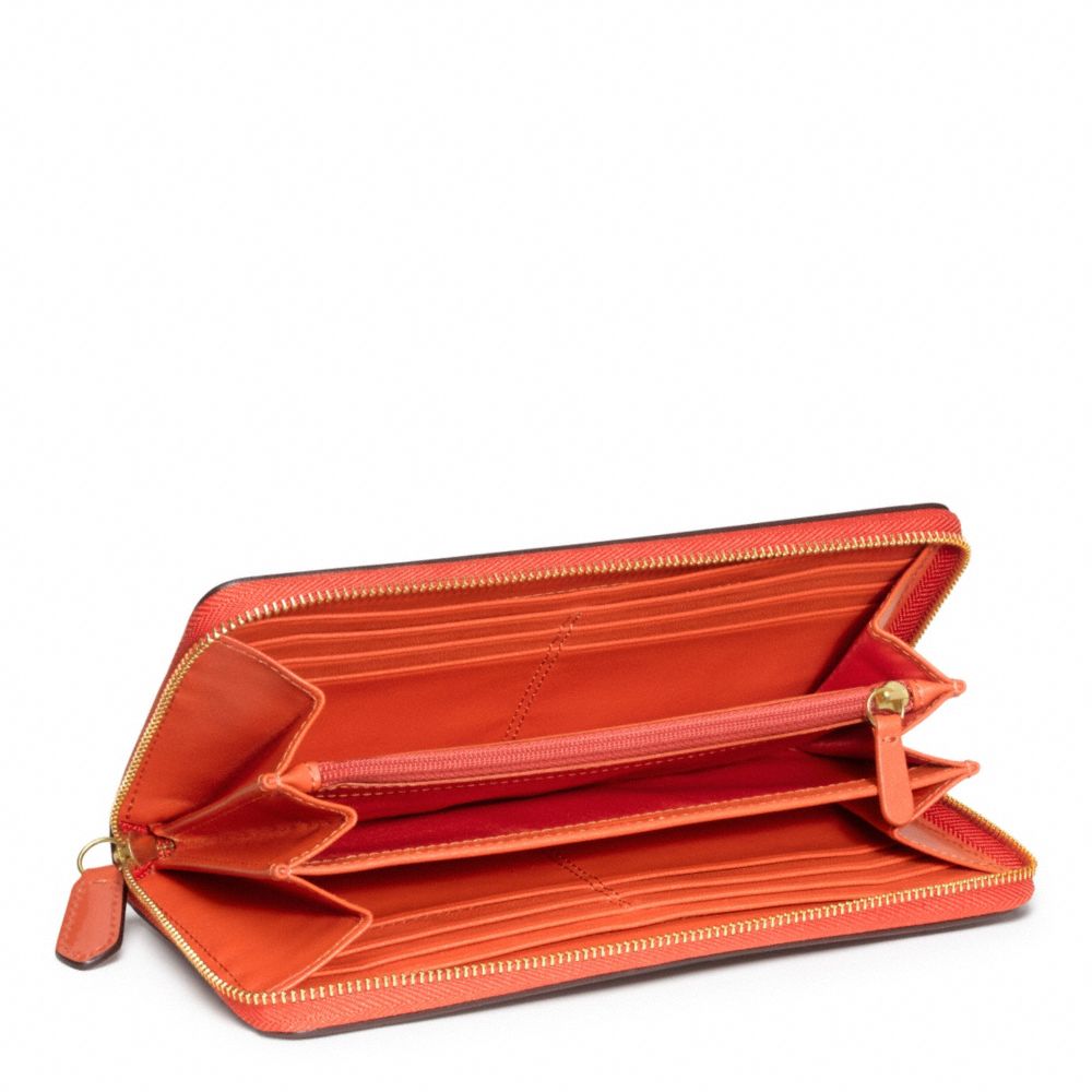 Lyst Coach Poppy Accordion Zip Wallet In Textured Patent Leather Gallery