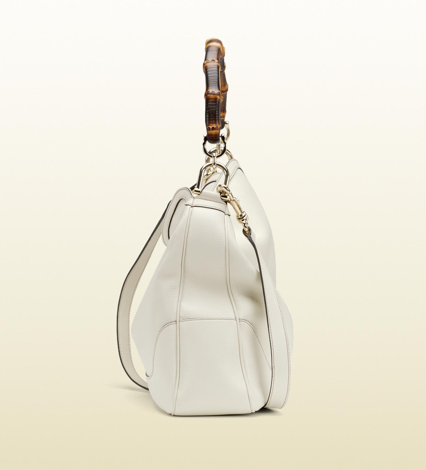 Gucci Diana Bamboo Handle Shoulder Bag in Natural - Lyst