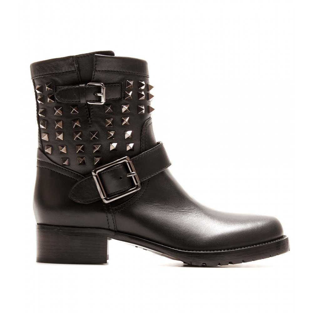 Valentino Rockstud Noir Leather Ankle Boots in Black | Lyst