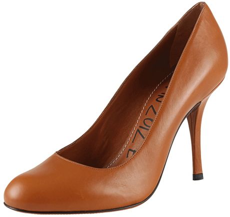 Lanvin Classic Leather Pump in Brown (CAMEL) | Lyst