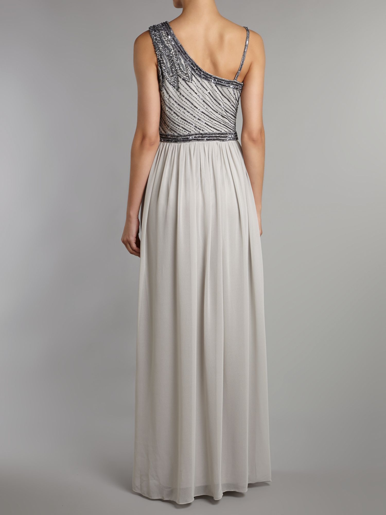 pre wedding gowns on rent