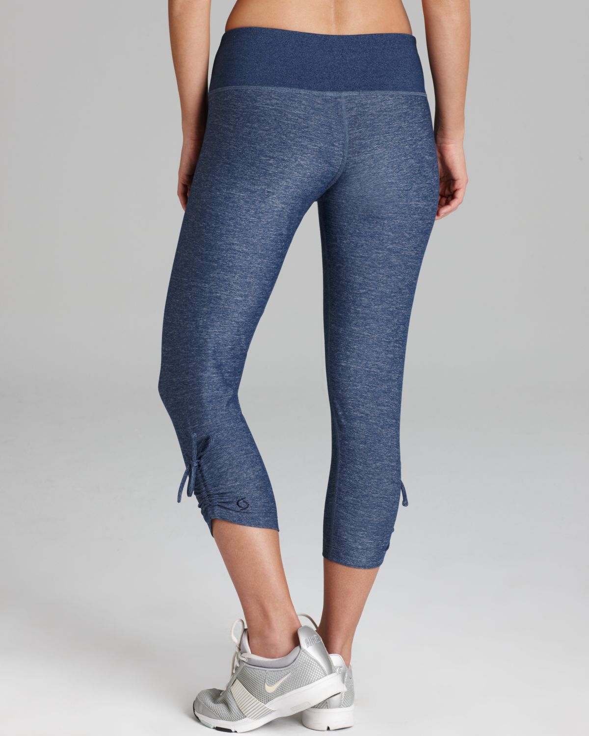 loose fit capri workout pants