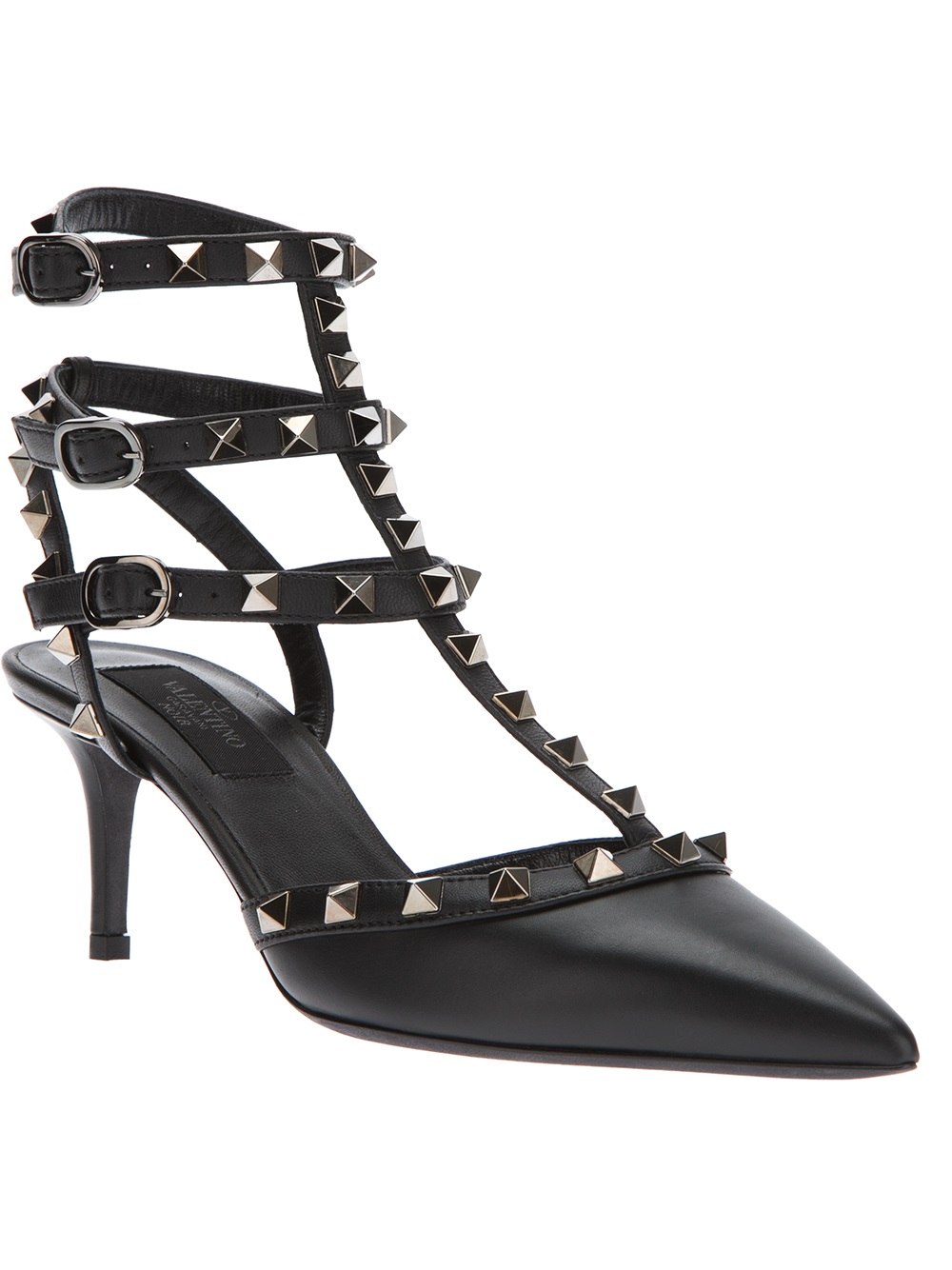 Valentino Rock Stud Pump in Black | Lyst