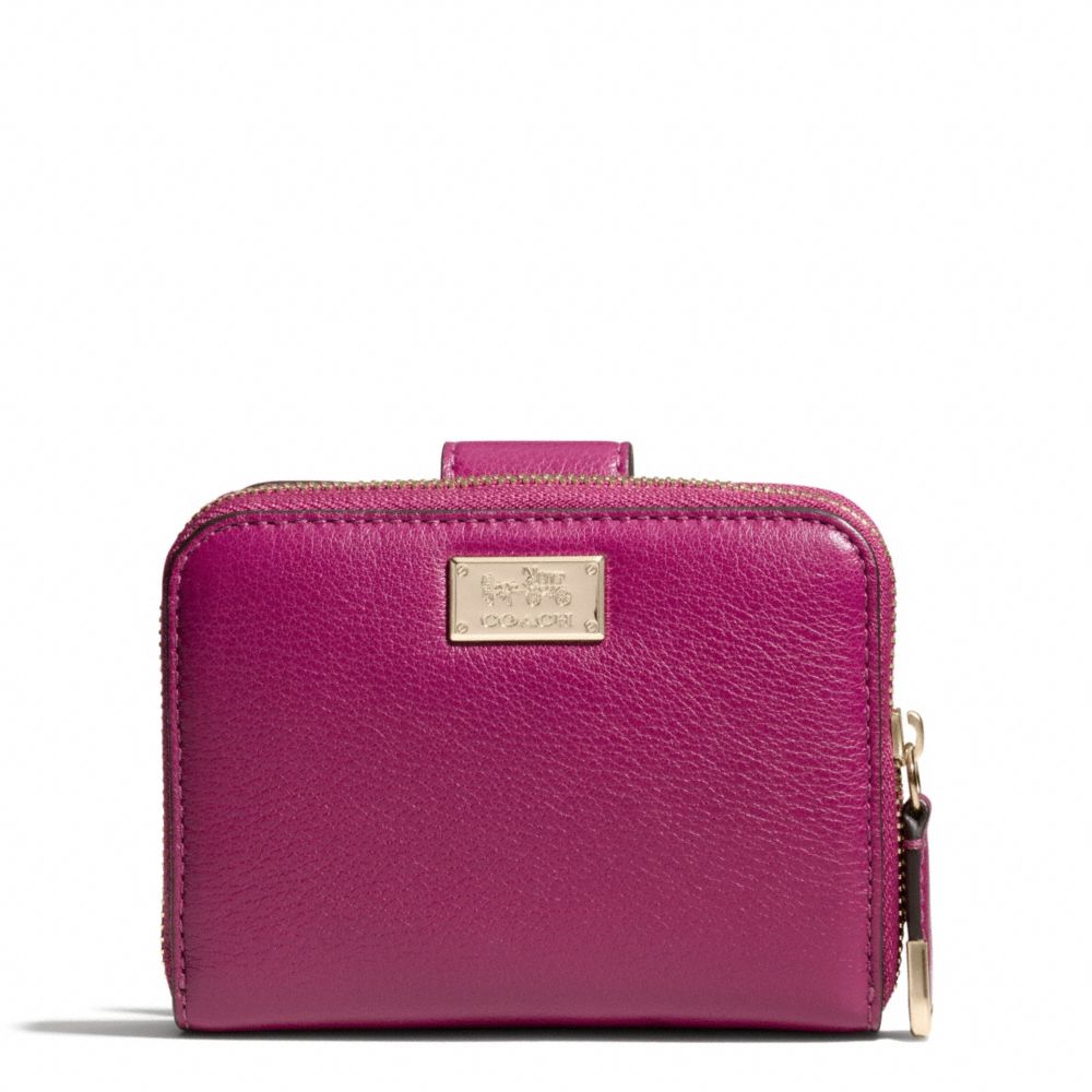 coach wallets 227