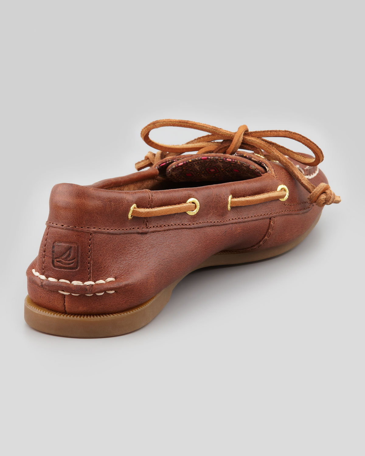 Are Sperry Boat Shoes Still In Style