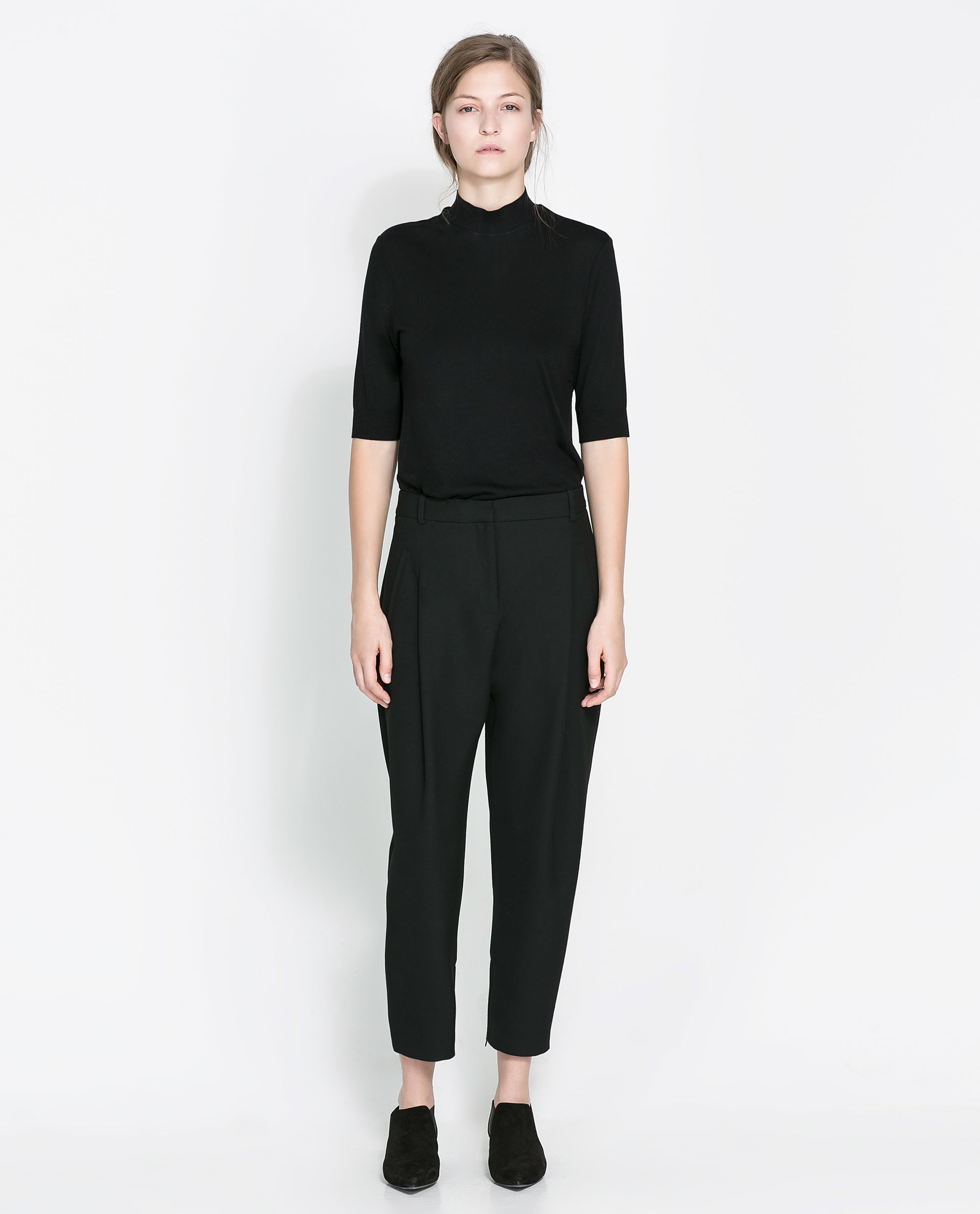 Zara Trousers with Pleat Front in Black | Lyst