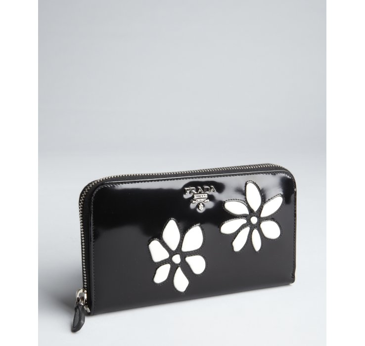Prada Black Patent Leather Floral Zip Continental Wallet in Black ...  