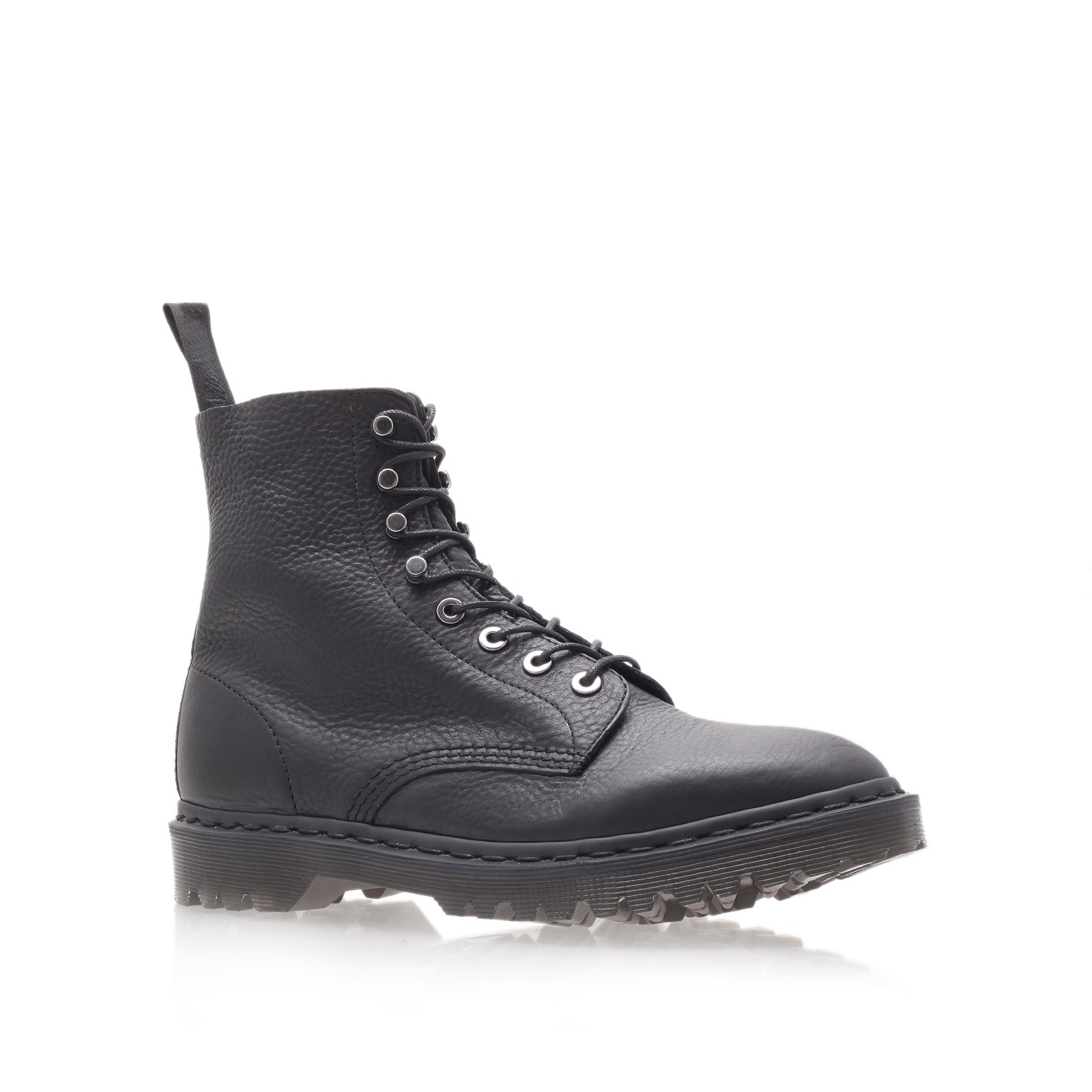 tying dr martens