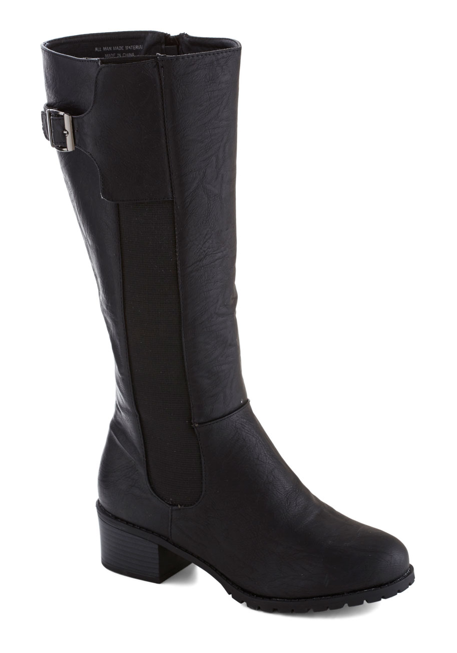 Modcloth Concert Hopping Boot in Black | Lyst